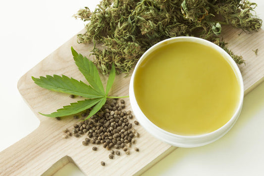 Pomada de cannabis con cbd